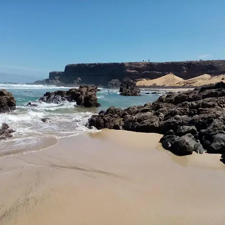 Magica Surf House Gasthof Tindaya